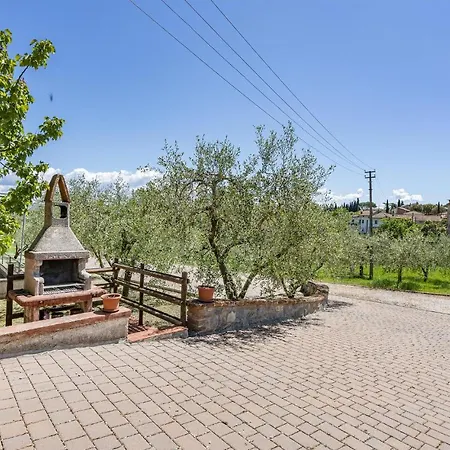 Awesome In With 5 Bedrooms, Wifi And Outdoor Swimming Pool Castiglione del Lago